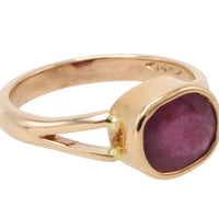 Ruby ring in 14 carat gold