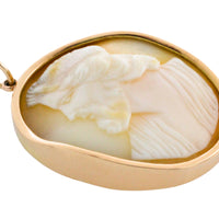 Vintage cameo pendant in 14 carat gold-Pendants-The Antique Ring Shop