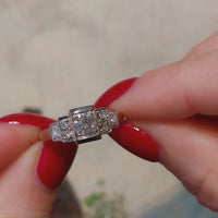 Vintage Art Deco diamond ring in 18 carat gold