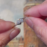 Diamond Toi et Moi ring in 18 carat gold