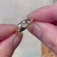 Victorian three stone diamond ring from 1899
