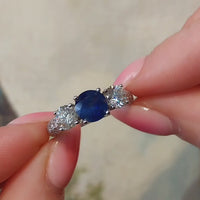 Sapphire and diamond ring in 18 carat white gold