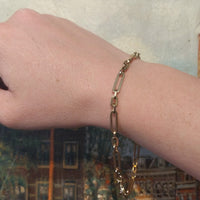 Vintage link bracelet in 18 carat gold-Bracelets-The Antique Ring Shop