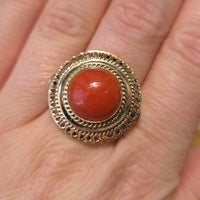 Vintage cabochon ring in 14 carat gold-Vintage Rings-The Antique Ring Shop