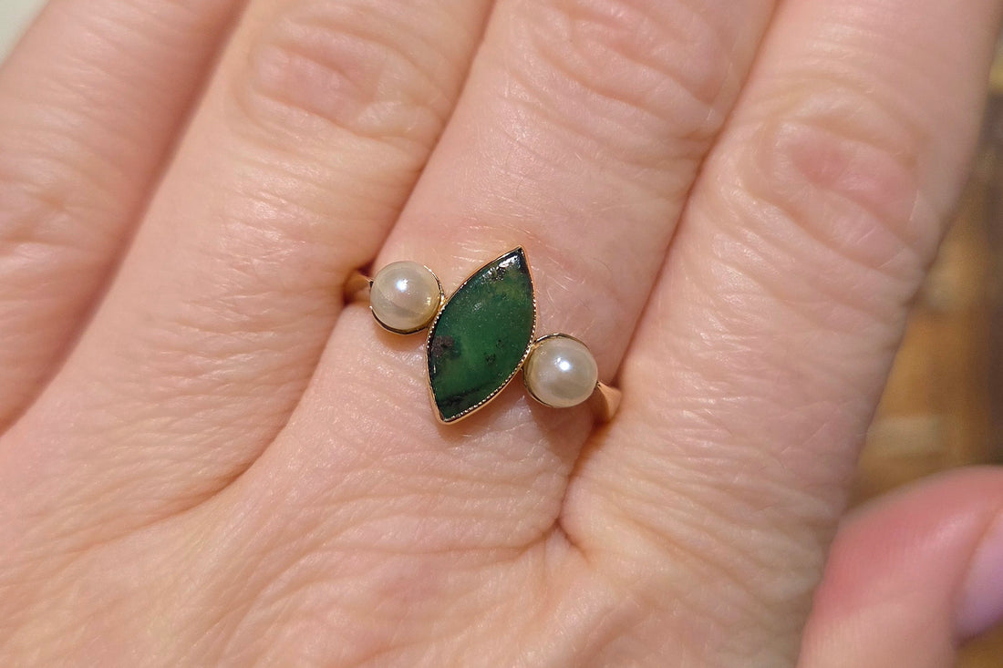 Vintage jade and pearl ring