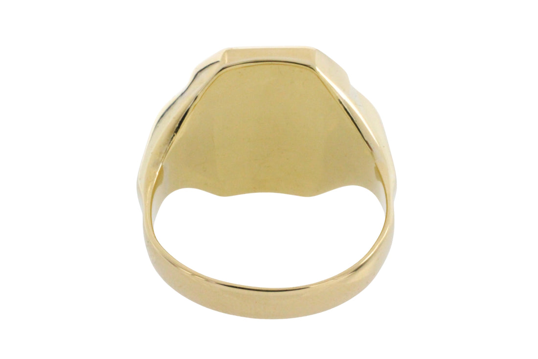 Vintage onyx signet ring in 14 carat gold