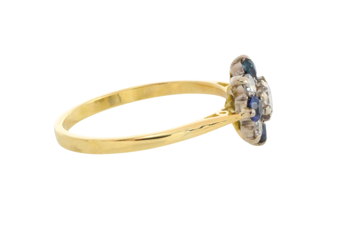 Sapphire and diamond ring in 18 carat gold