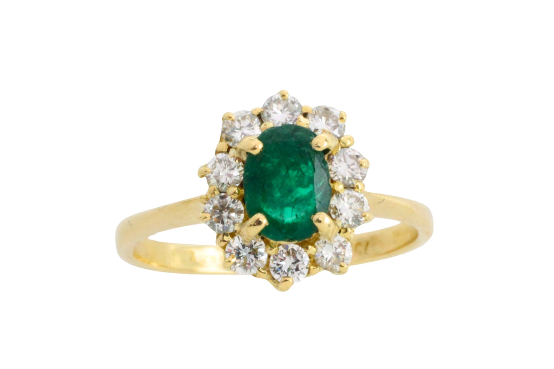 Vintage smaragd en diamanten ring van 18 karaat goud