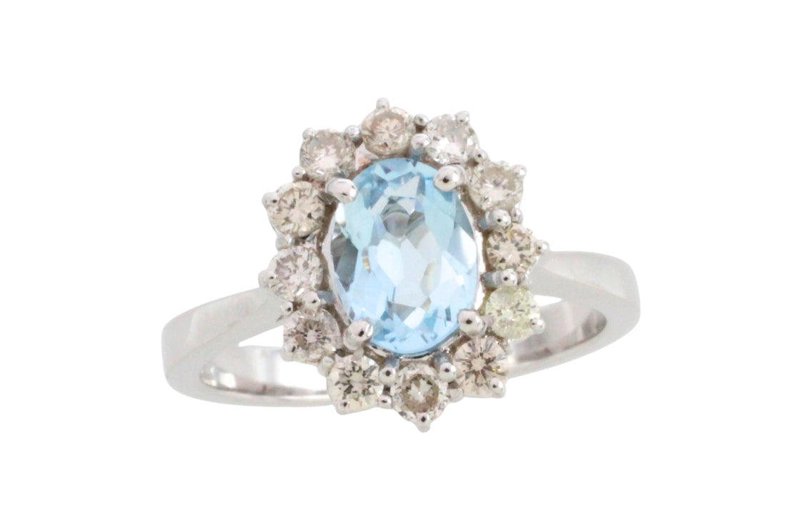 Aquamarine and diamond ring in white gold