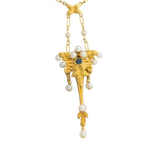 Art Nouvea pendant with pearls and sapphire