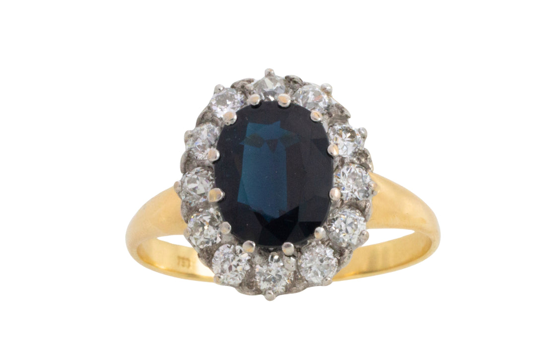 Vintage sapphire and diaond cluster ring