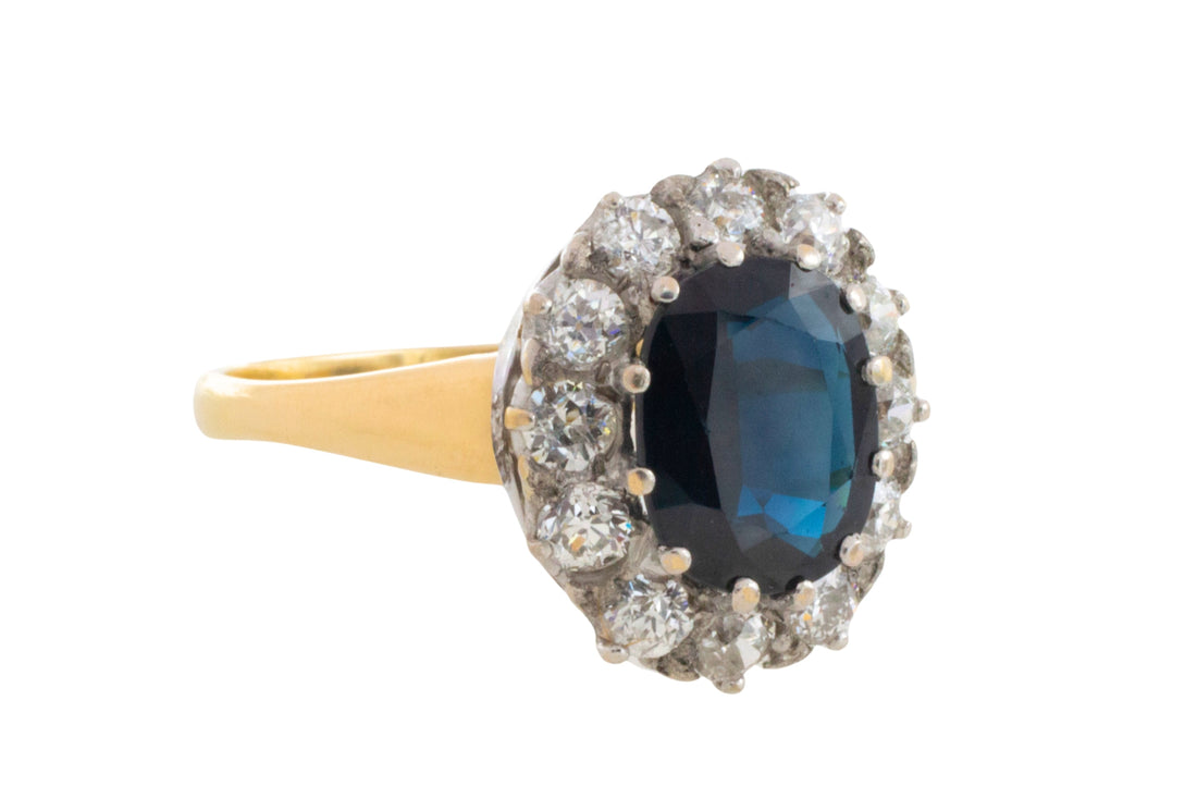 Vintage sapphire and diaond cluster ring