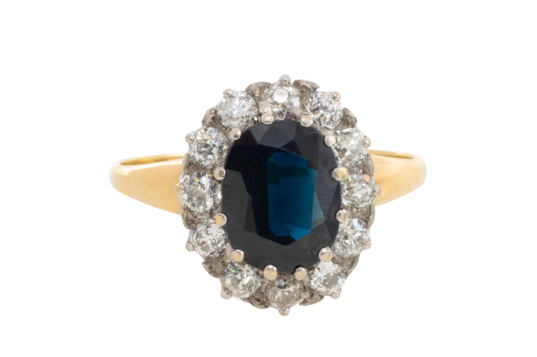 Vintage sapphire and diaond cluster ring