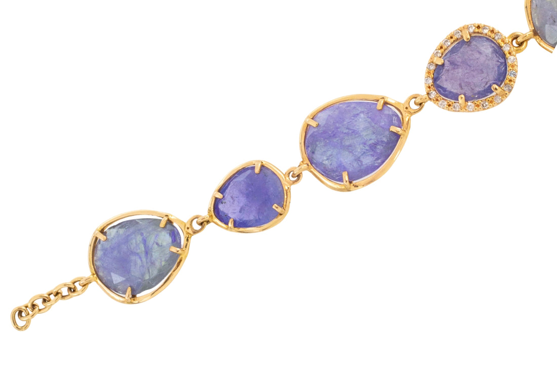 Tanzanite and diamond bracelet in 18 carat gold