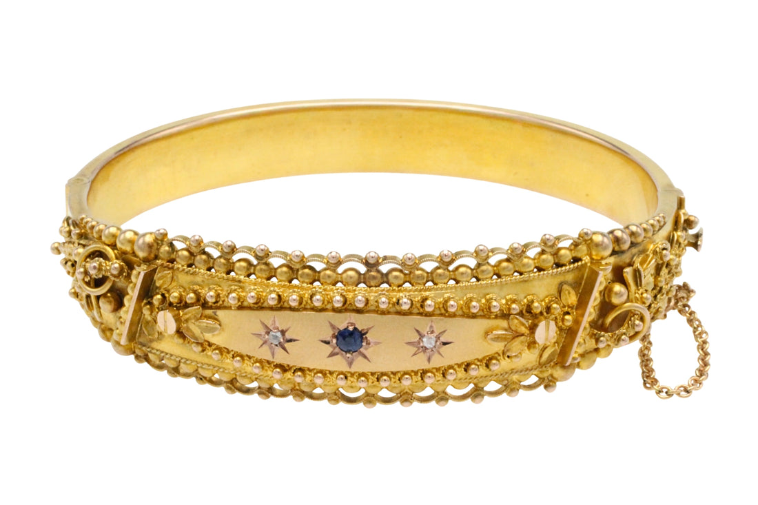 Antique hinged bracelet from 1919