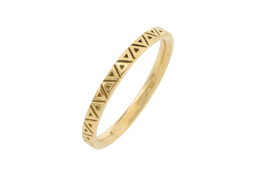 18 karaat gouden ring met motief
