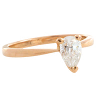Pear cut diamond solitaire ring in 18 carat gold