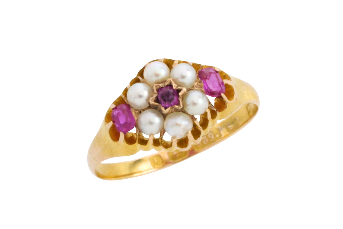 Ruby and pearl ring from 1872