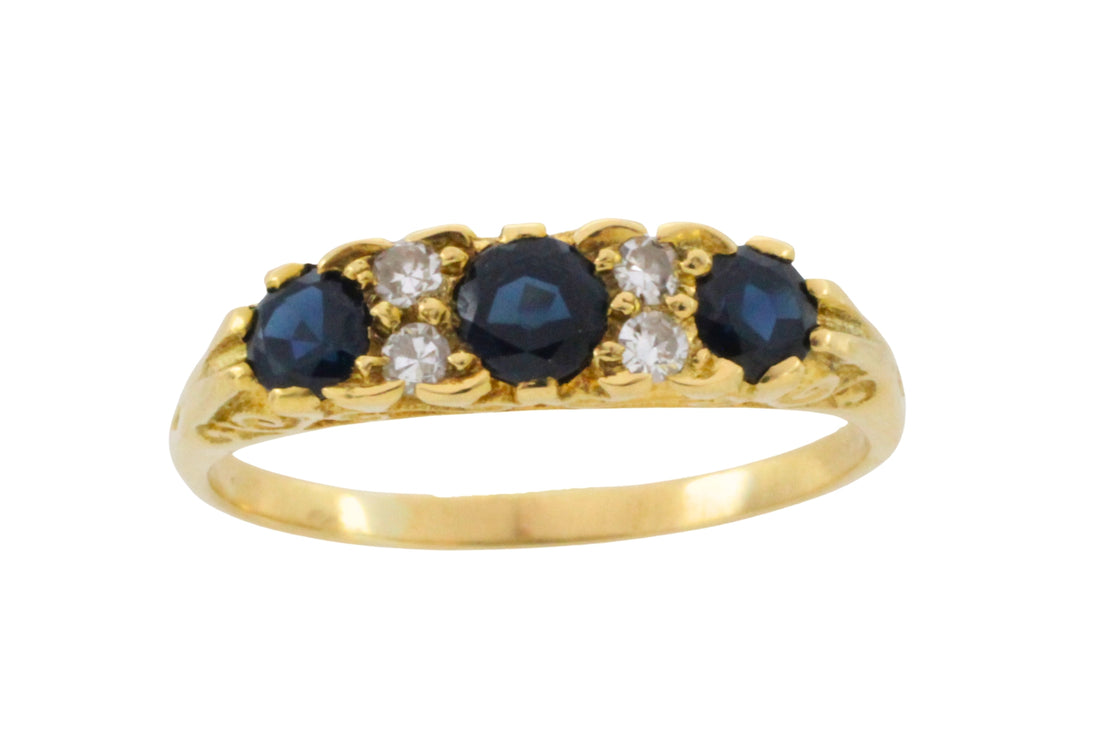 Sapphire and diamond ring in 18 carat gold