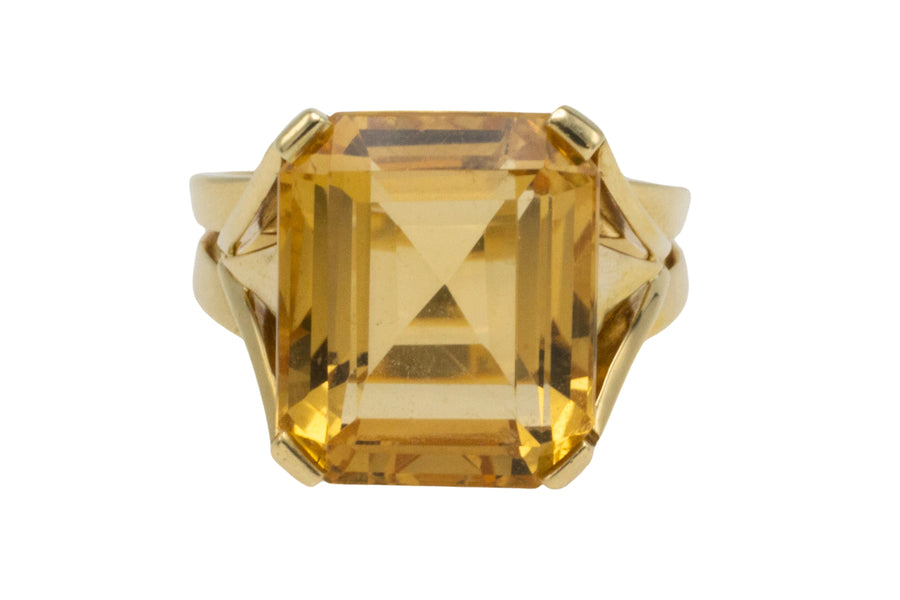 Citrine ring in 18 carat gold-Vintage Rings-The Antique Ring Shop