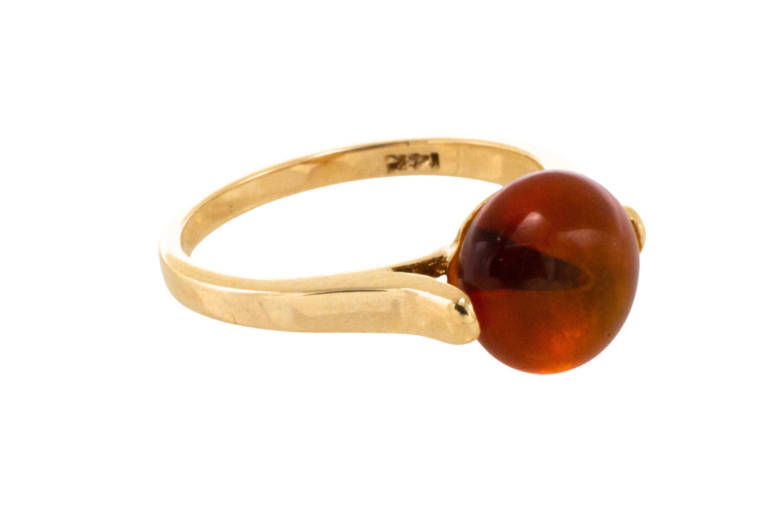 Cabochon amber ring in 14 carat gold-Vintage Rings-The Antique Ring Shop