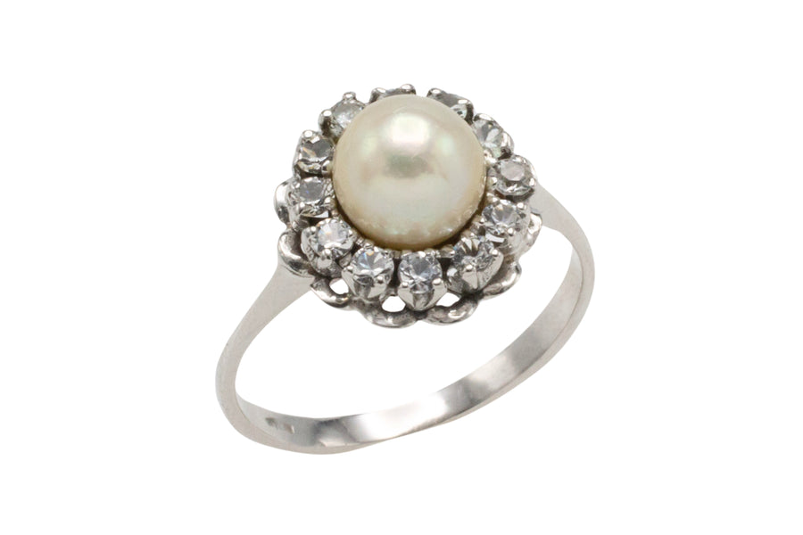 Vintage white gold pearl and diamond ring