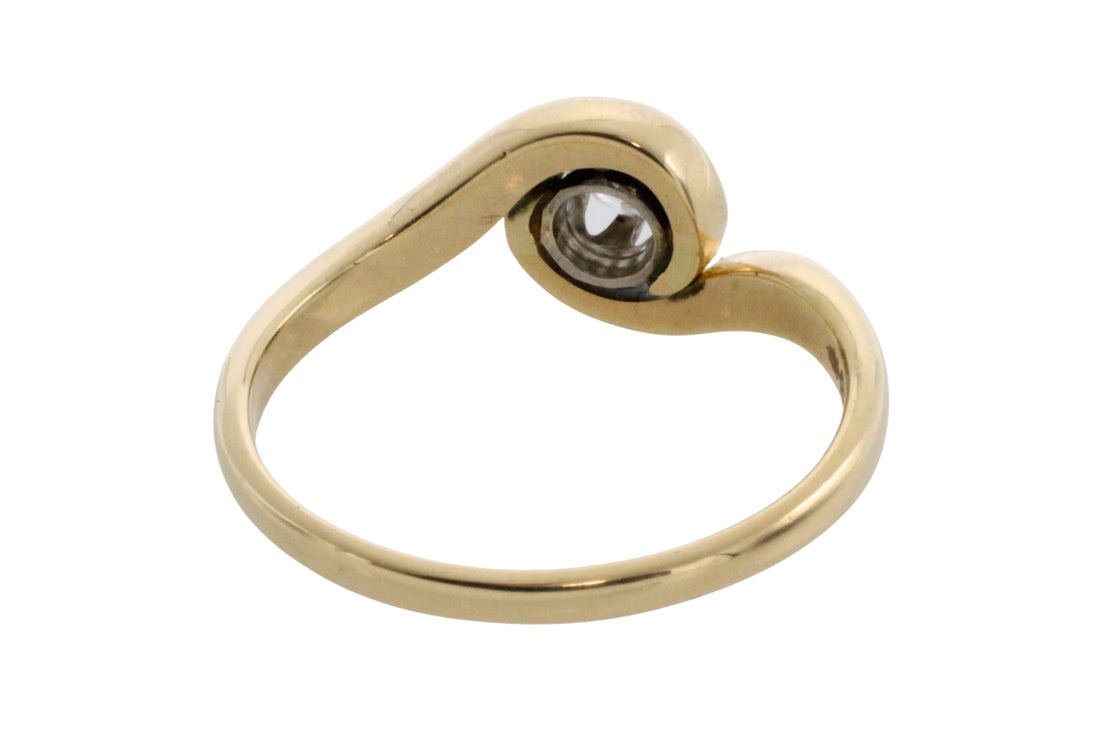 Vintage diamond swirl ring