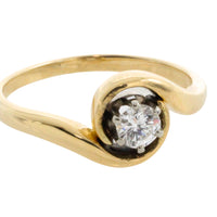 Vintage diamond swirl ring