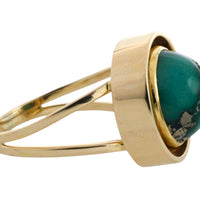 Turquoise ring in 14 carat gold