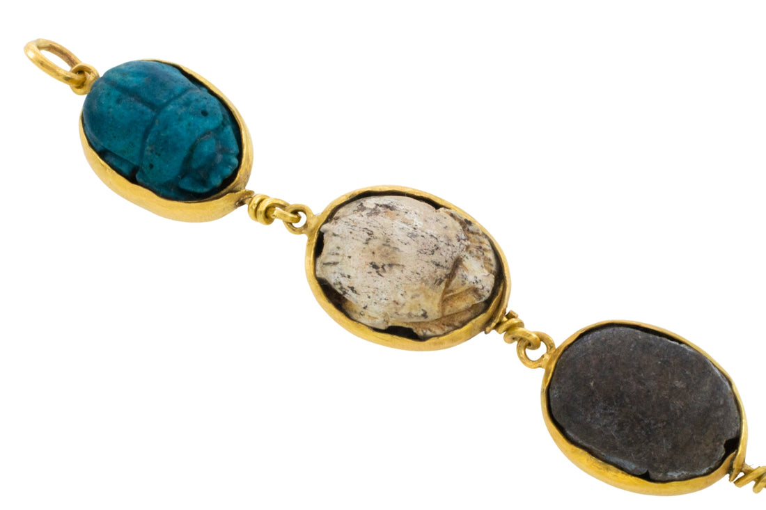 Scarab beetle bracelet in 18 carat gold