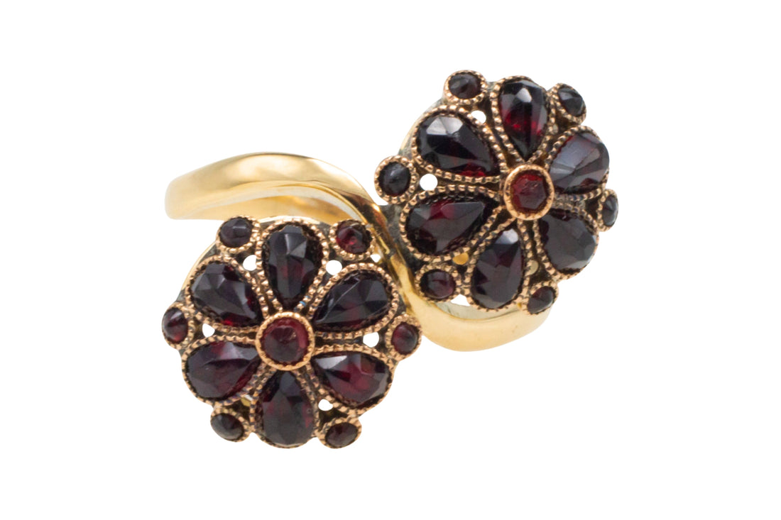 Vintage Toi et Moi garnet ring