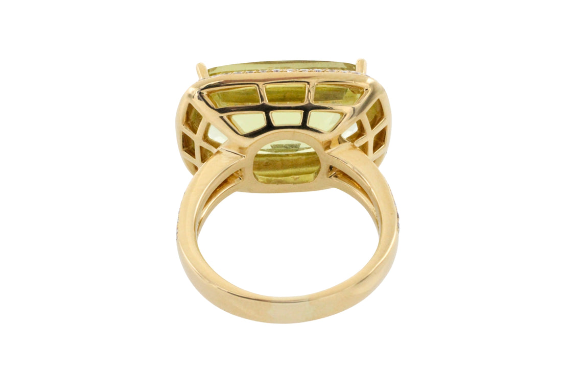 18 carat gold lemon quartz and diamond ring
