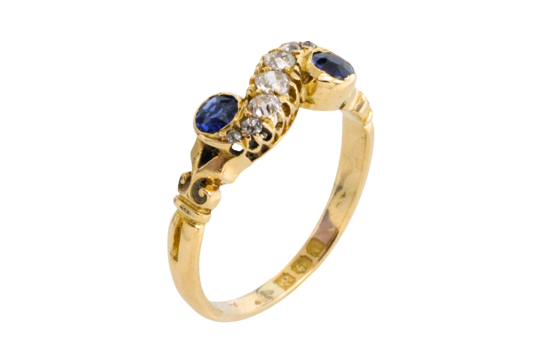 Sapphire and diamond ring from 1903