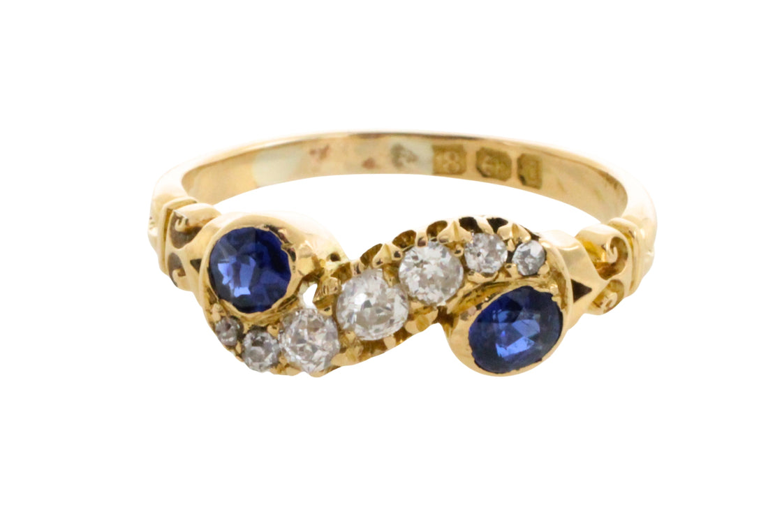 Sapphire and diamond ring from 1903