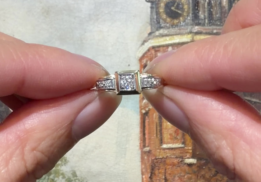 Vintage diamond ring in 14 carat gold