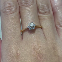 Vintage diamond cluster ring in 18 carat gold