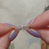 Diamond ring in 14 carat gold