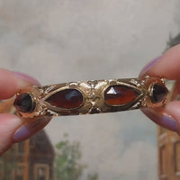 Vintage garnet bracelet in 14 carat gold