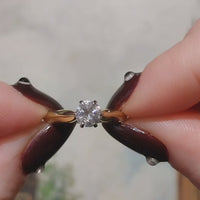 Vintage diamond solitaire ring in 18 carat gold