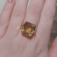 Citrine ring in 18 carat gold