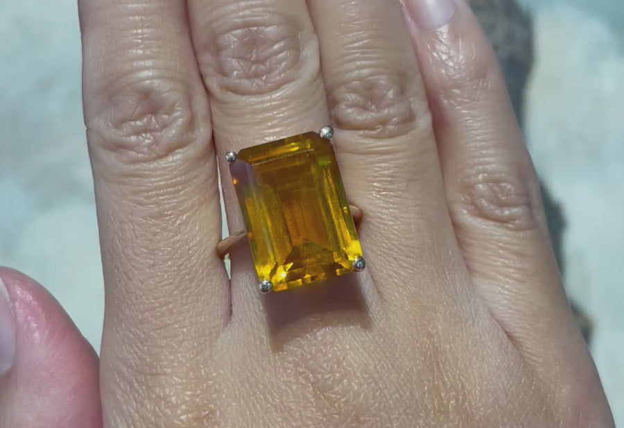 Citrine ring in 14 carat gold