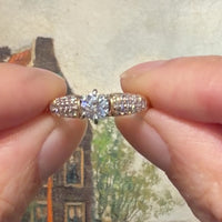 Brilliant cut diamond ring in 14 carat gold