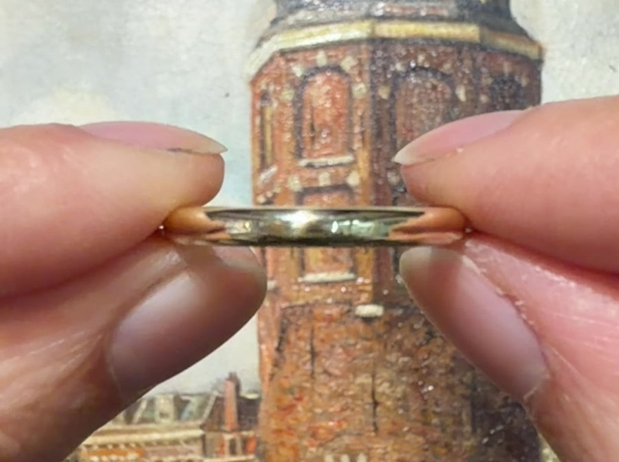 14 carat gold wedding band