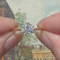 One carat diamond solitaire ring in 18 carat gold