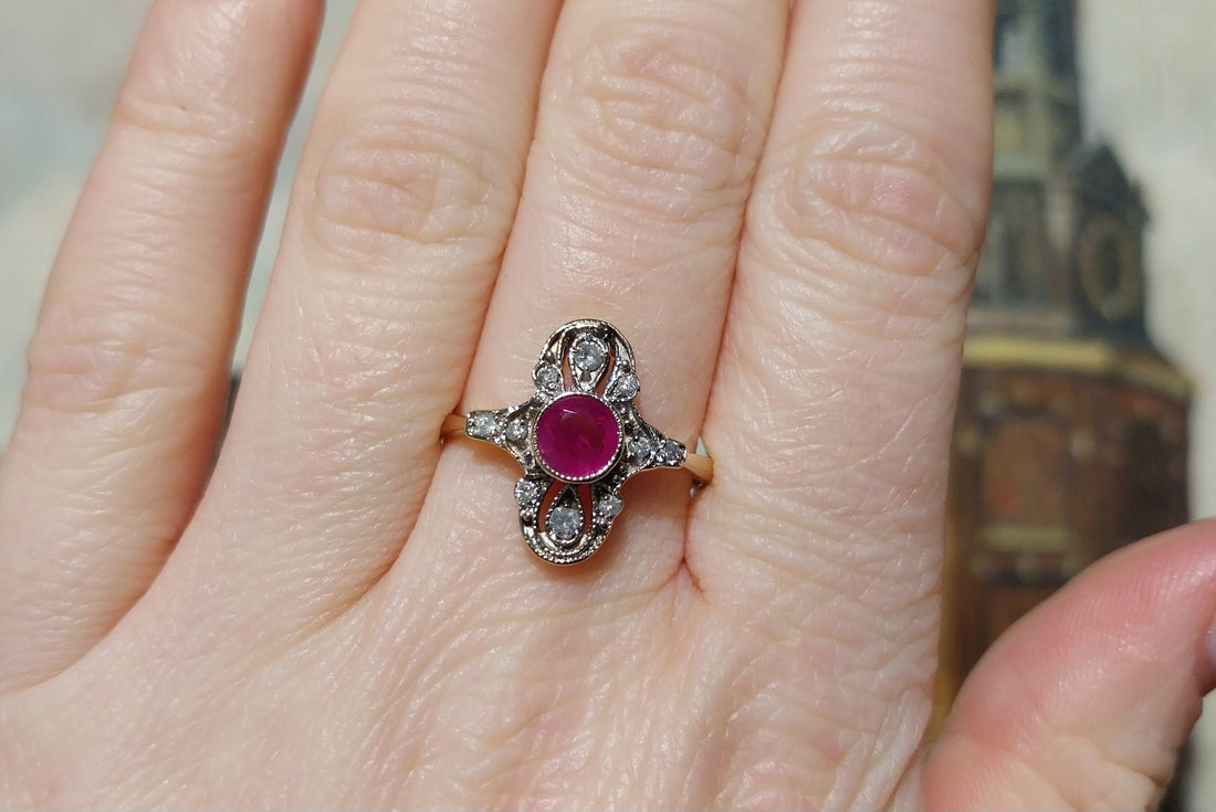 Art Deco ruby and diamond ring