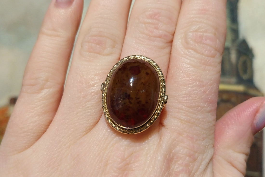 Cabochon amber ring in 18 carat gold-The Antique Ring Shop