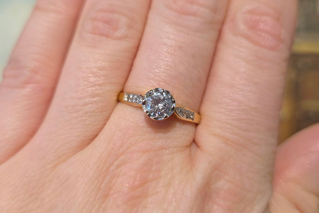 Vintage diamond ring in 18 carat gold