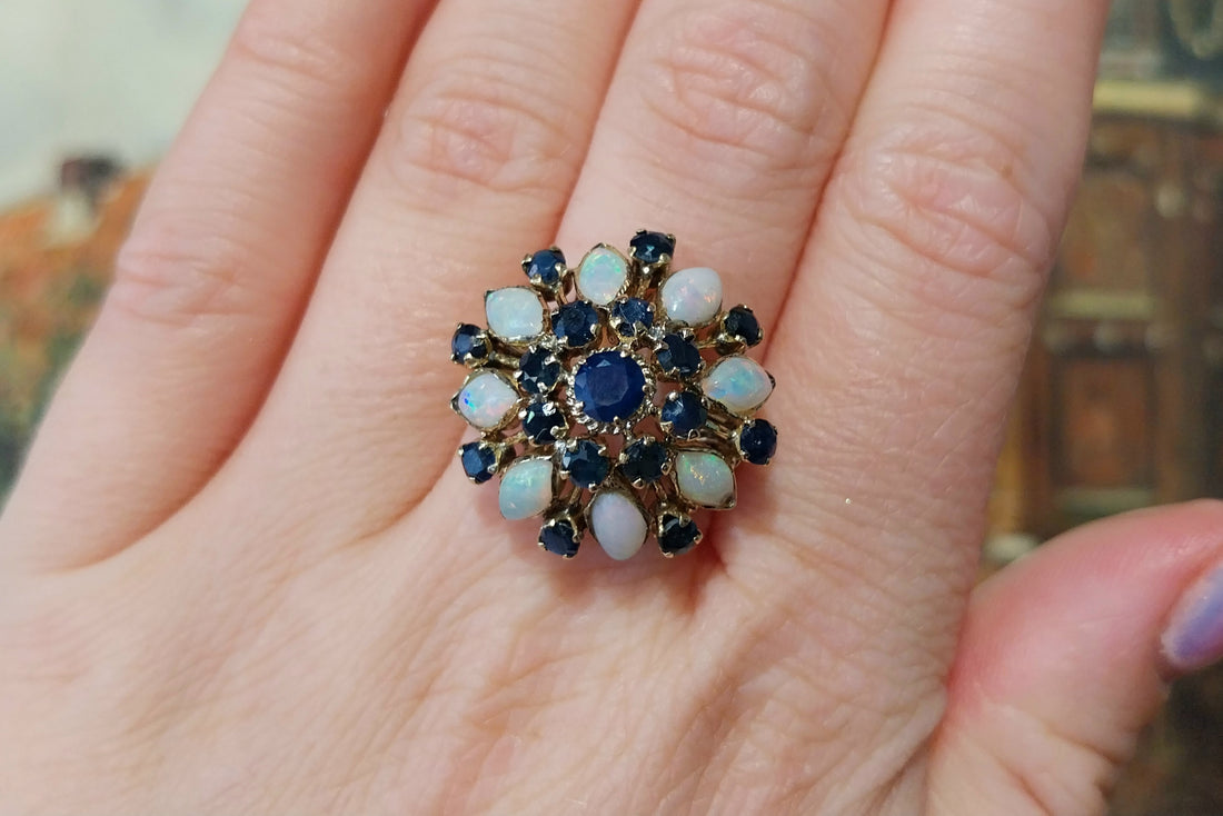 Vintage sapphire and opal ring in 14 carat gold